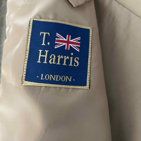 T. Harris London Men's Sport Coat Blazer 3 Button Plaid 100% Lambswool sz 44R - Picture 7 of 7